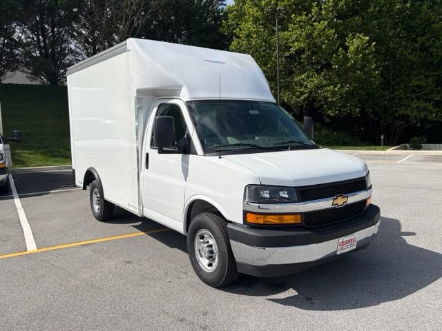 New 2026 Chevrolet Express 3500 w/ Power Convenience Package RWD image 2