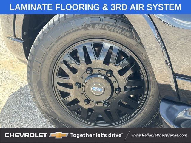 Used 2024 Ford Transit 150 Low Roof AWD image 9
