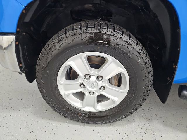 Used 2021 Toyota Tundra SR5 w/ SR5 Upgrade Package AWD/4WD image 10
