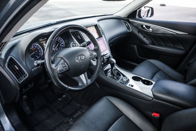 Used 2015 INFINITI Q50 Premium w/ Navigation Package RWD image 2
