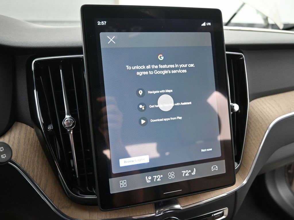 New 2026 Volvo XC60 B5 Plus w/ Protection Package Premier image 22