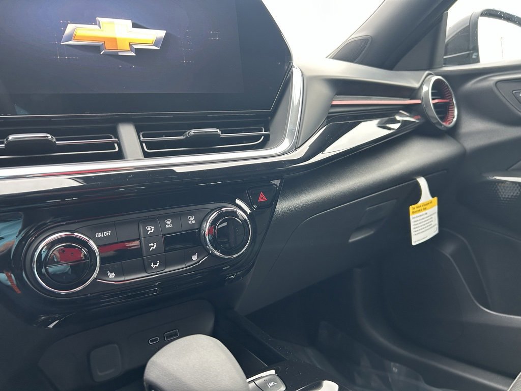 New 2025 Chevrolet Trax RS w/ Driver Confidence Package image 10