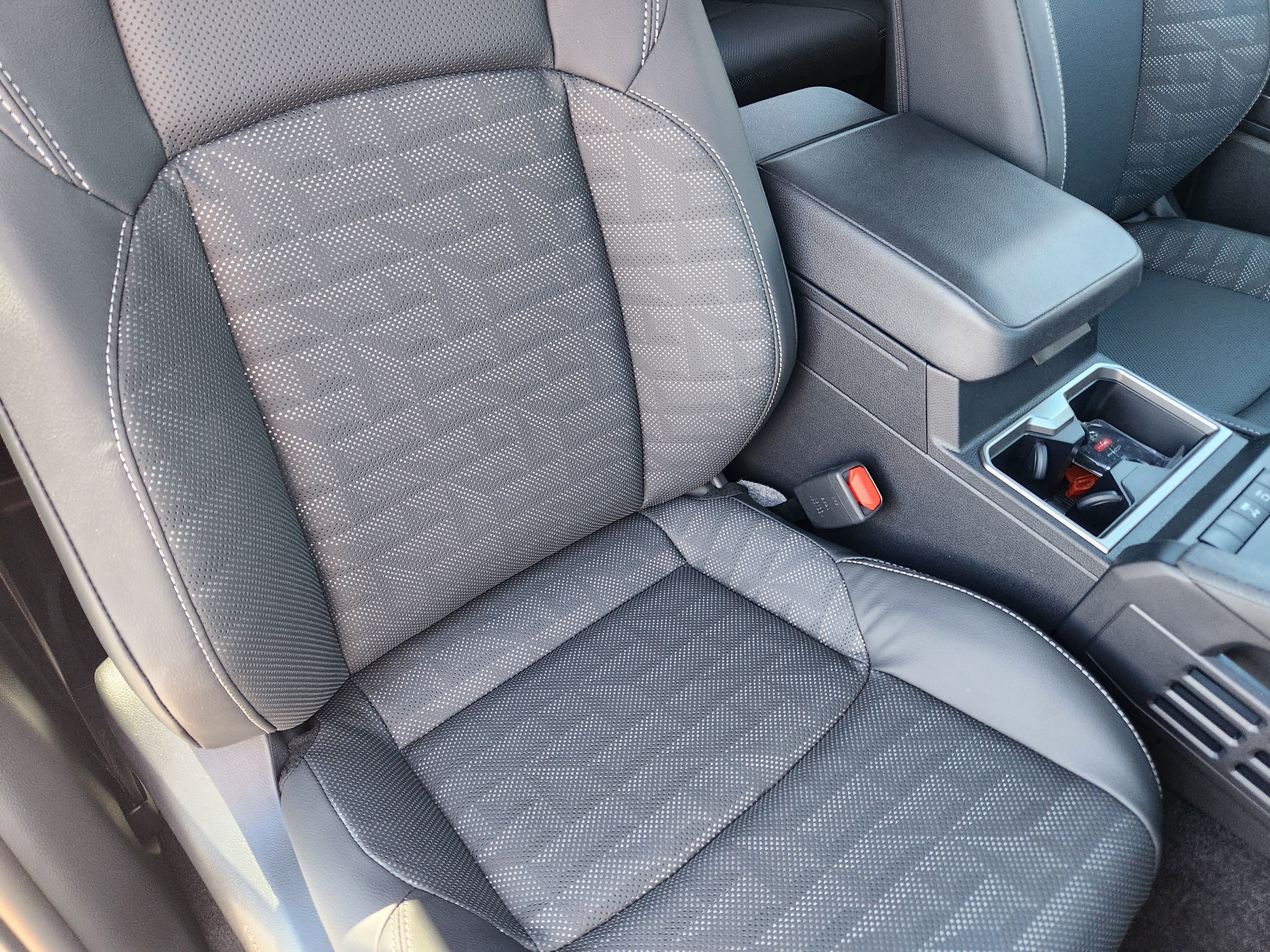 Certified 2026 Toyota 4Runner TRD Off-Road Premium AWD/4WD image 15