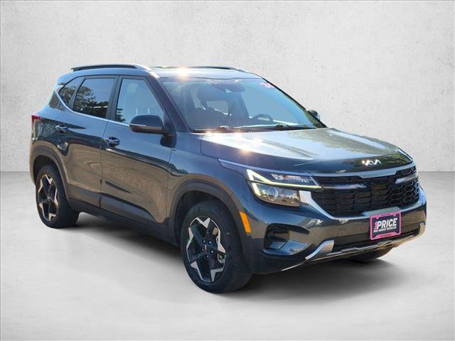 Used 2024 Kia Seltos EX AWD/4WD image 3