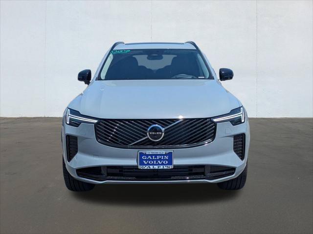 New 2026 Volvo XC90 T8 Ultra w/ Protection Package AWD/4WD image 4