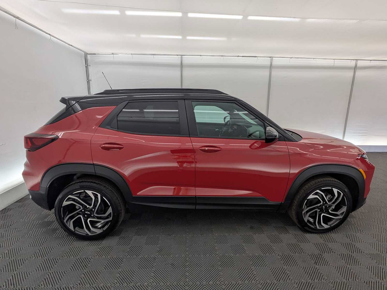 New 2026 Chevrolet TrailBlazer RS w/ Convenience Package AWD/4WD image 7