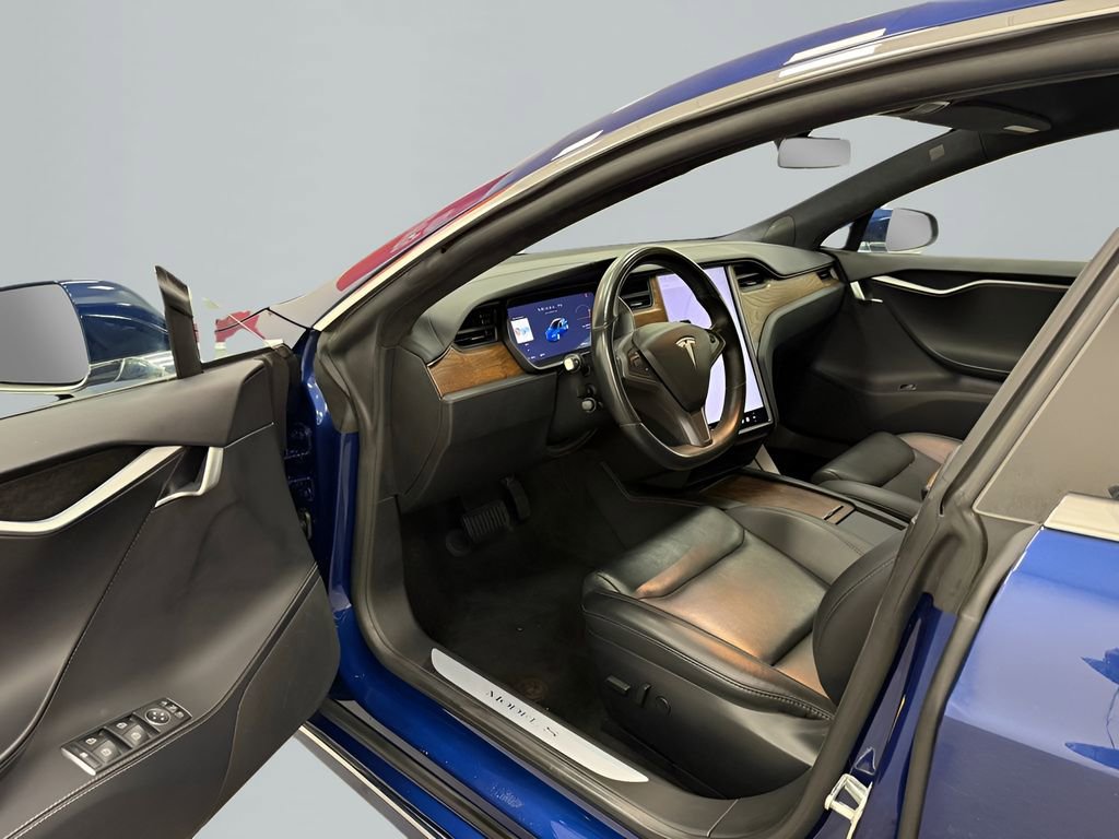 Used 2020 Tesla Model S Long Range image 9