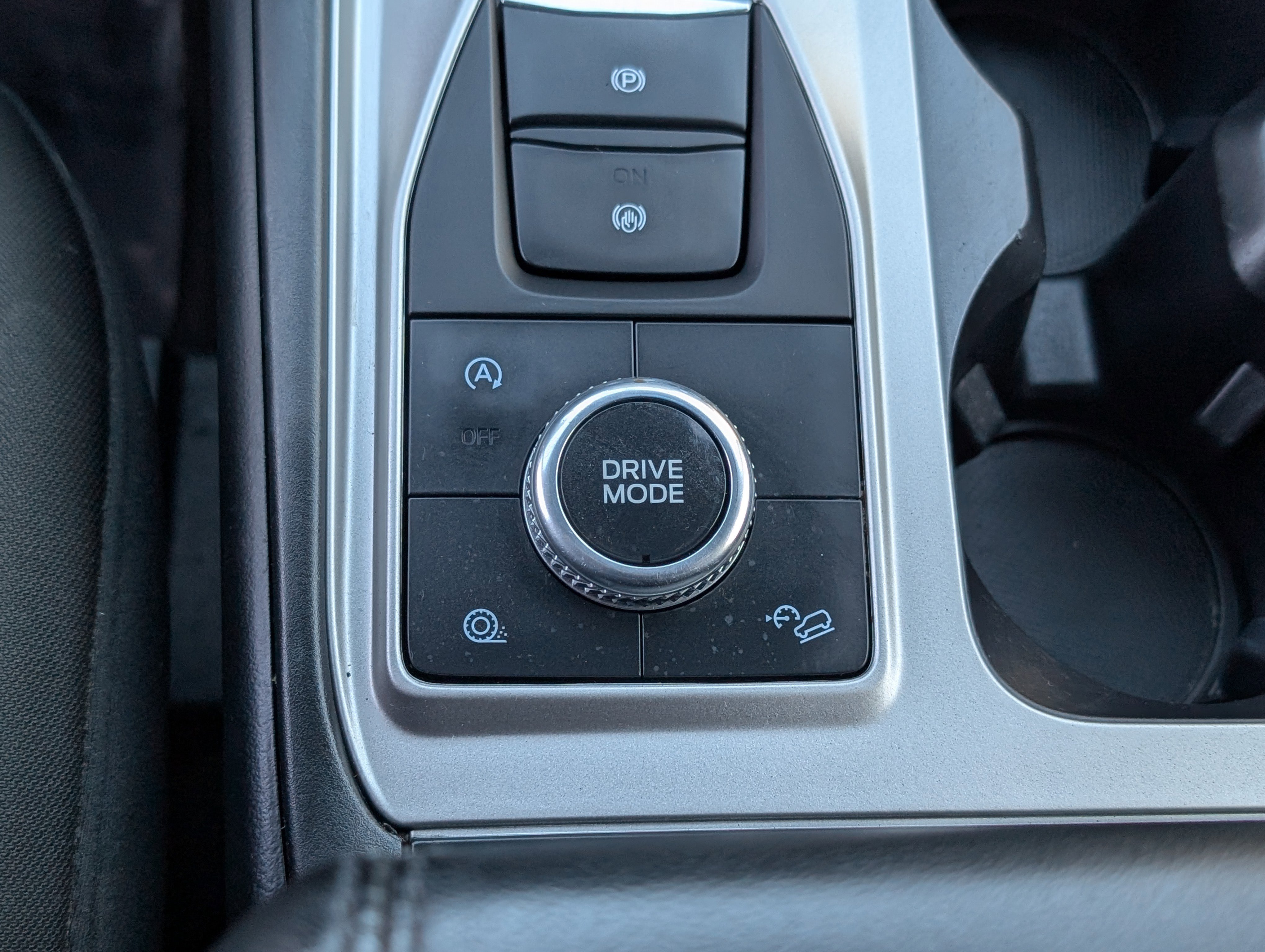 Certified 2020 Ford Explorer XLT image 26