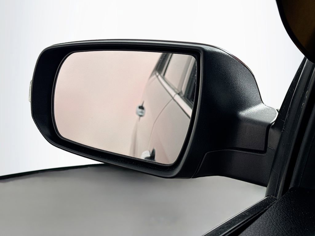 Used 2013 Kia Sorento SX image 39