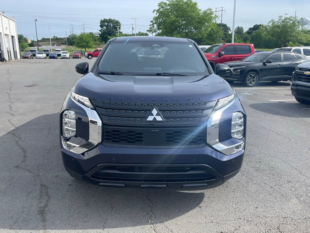 Used 2022 Mitsubishi Outlander SE FWD video 2