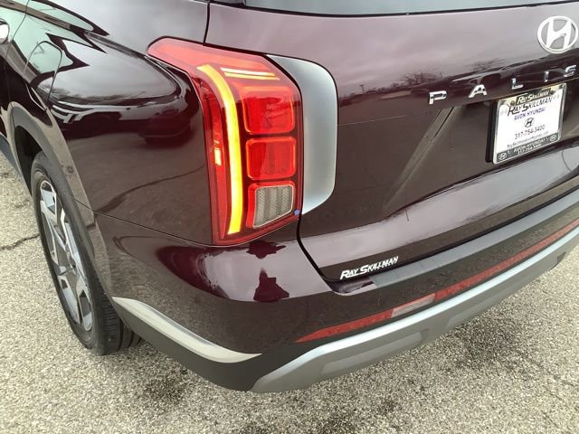 Used 2024 Hyundai Palisade Limited AWD/4WD image 25