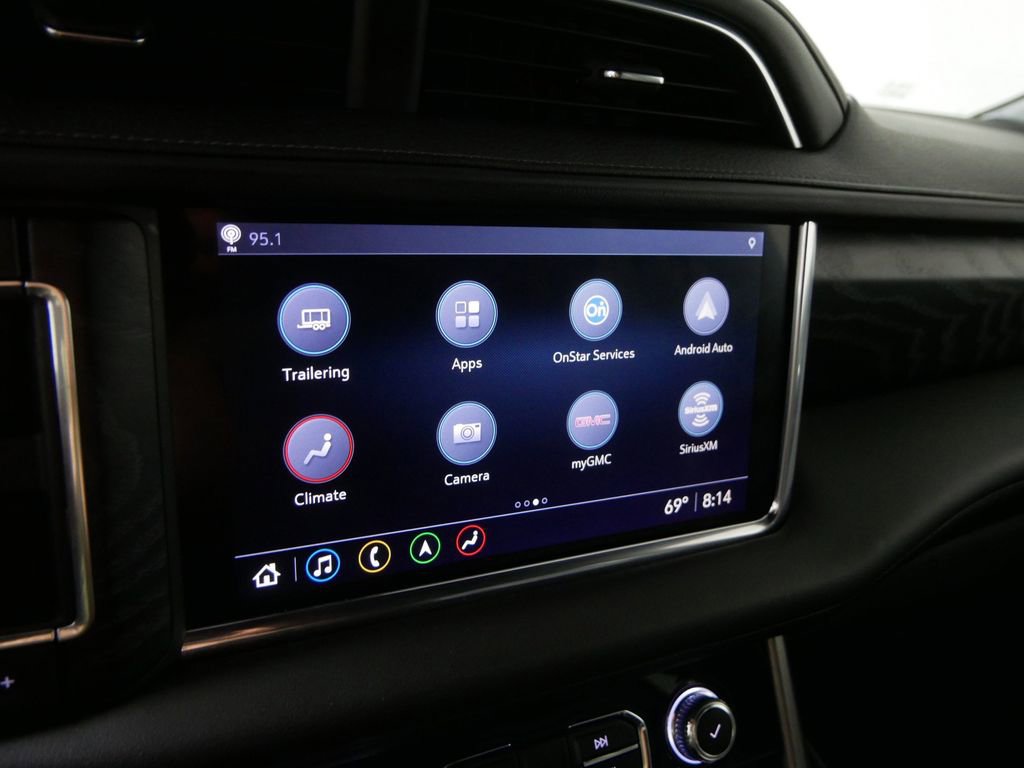 Used 2021 GMC Yukon Denali image 29