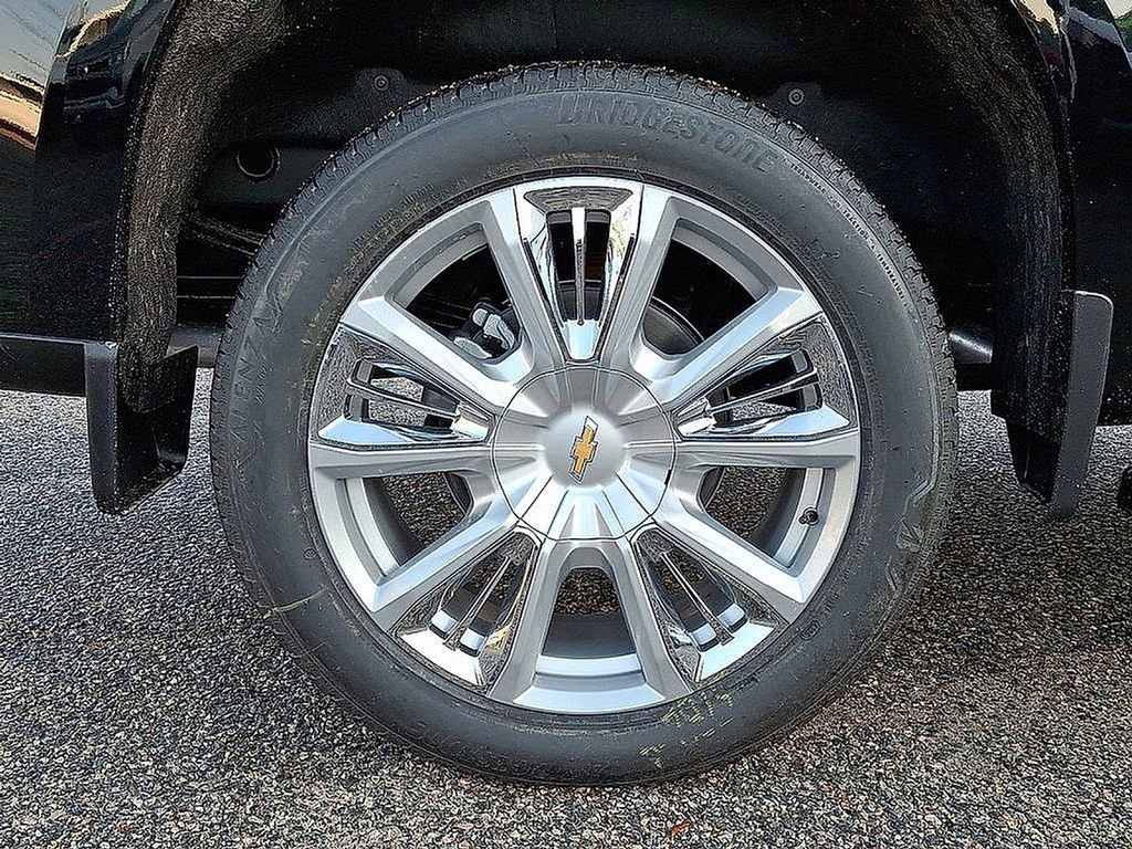 New 2026 Chevrolet Silverado 1500 High Country w/ High Country Premium Package image 5