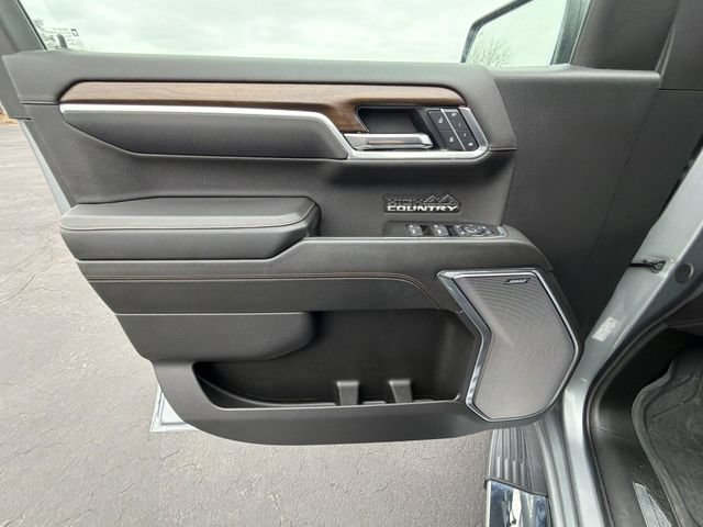 Certified 2025 Chevrolet Silverado 1500 High Country w/ High Country Premium Package AWD/4WD image 23