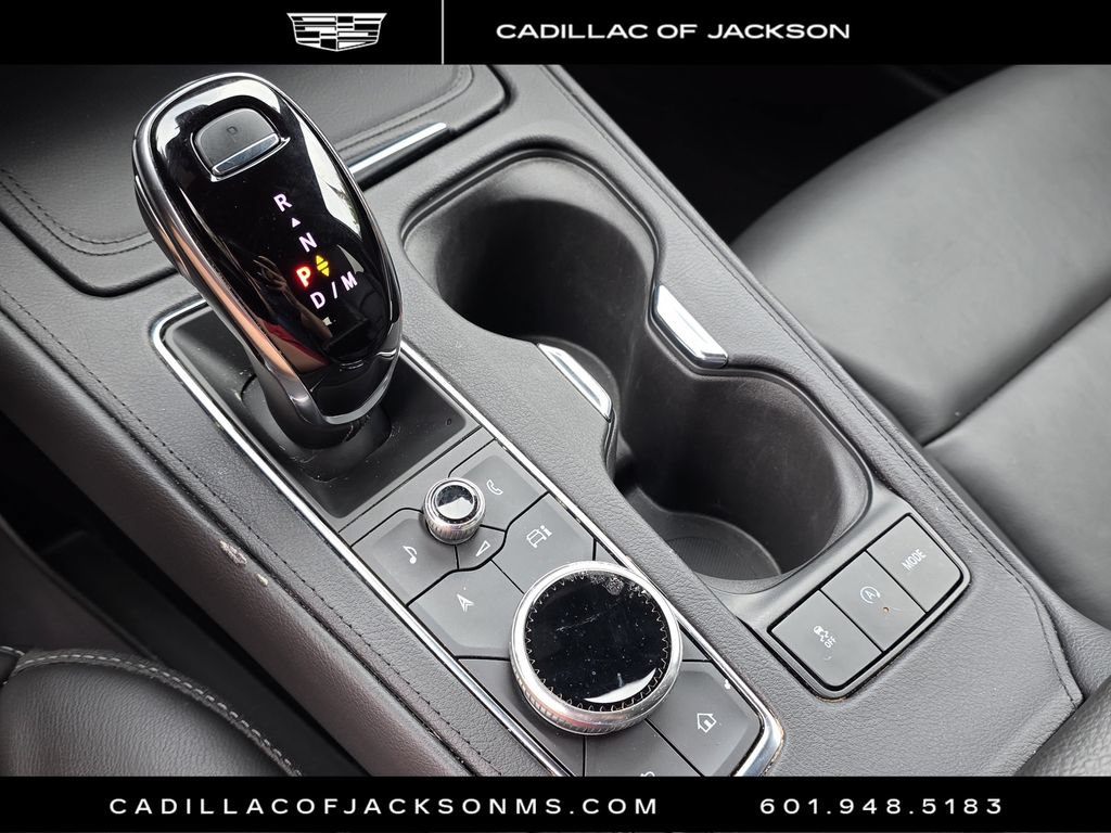 Certified 2025 Cadillac XT4 Premium Luxury FWD image 17
