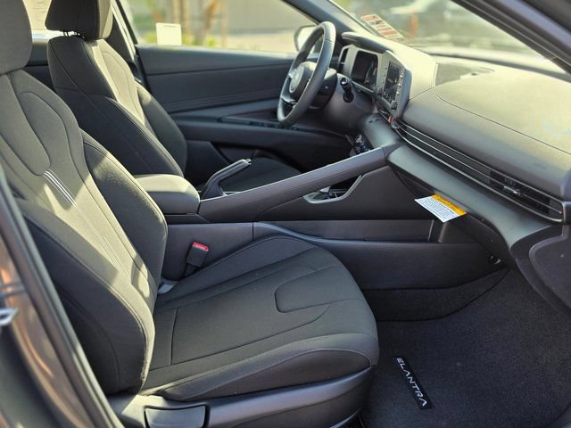 New 2026 Hyundai Elantra Sport FWD image 10