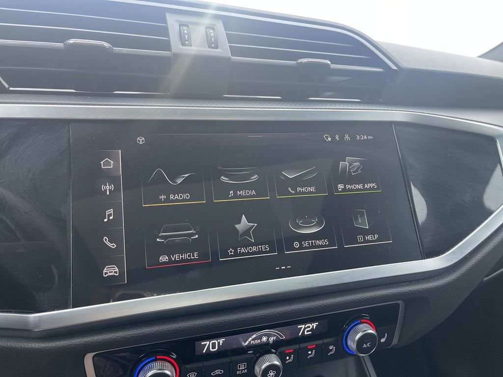 Used 2025 Audi Q3 2.0T Premium image 24