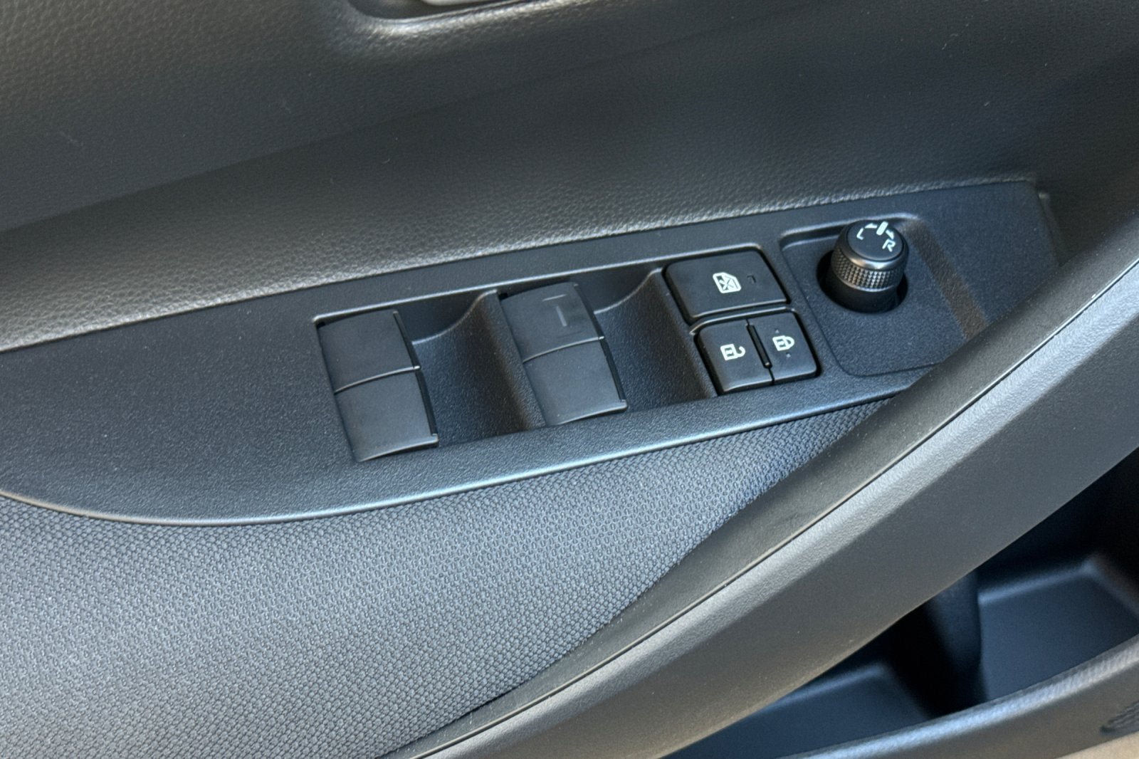 New 2026 Toyota Corolla SE FWD image 13