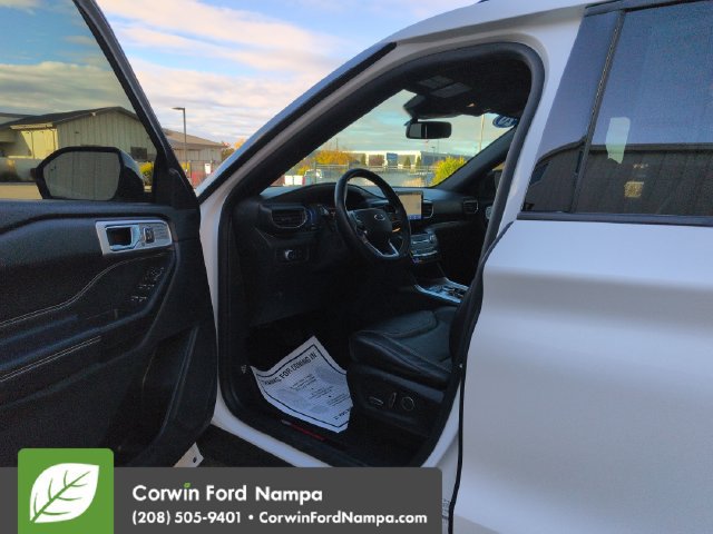 Used 2020 Ford Explorer ST w/ ST Street Pack AWD/4WD image 9