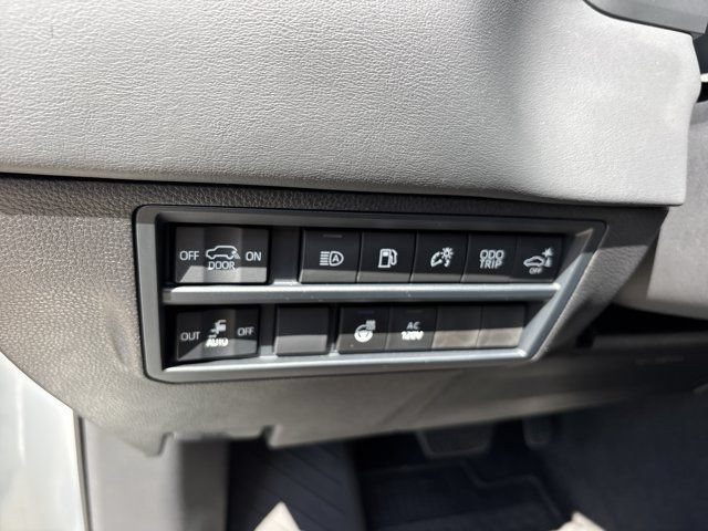 Used 2026 Toyota Sequoia Platinum AWD/4WD image 26