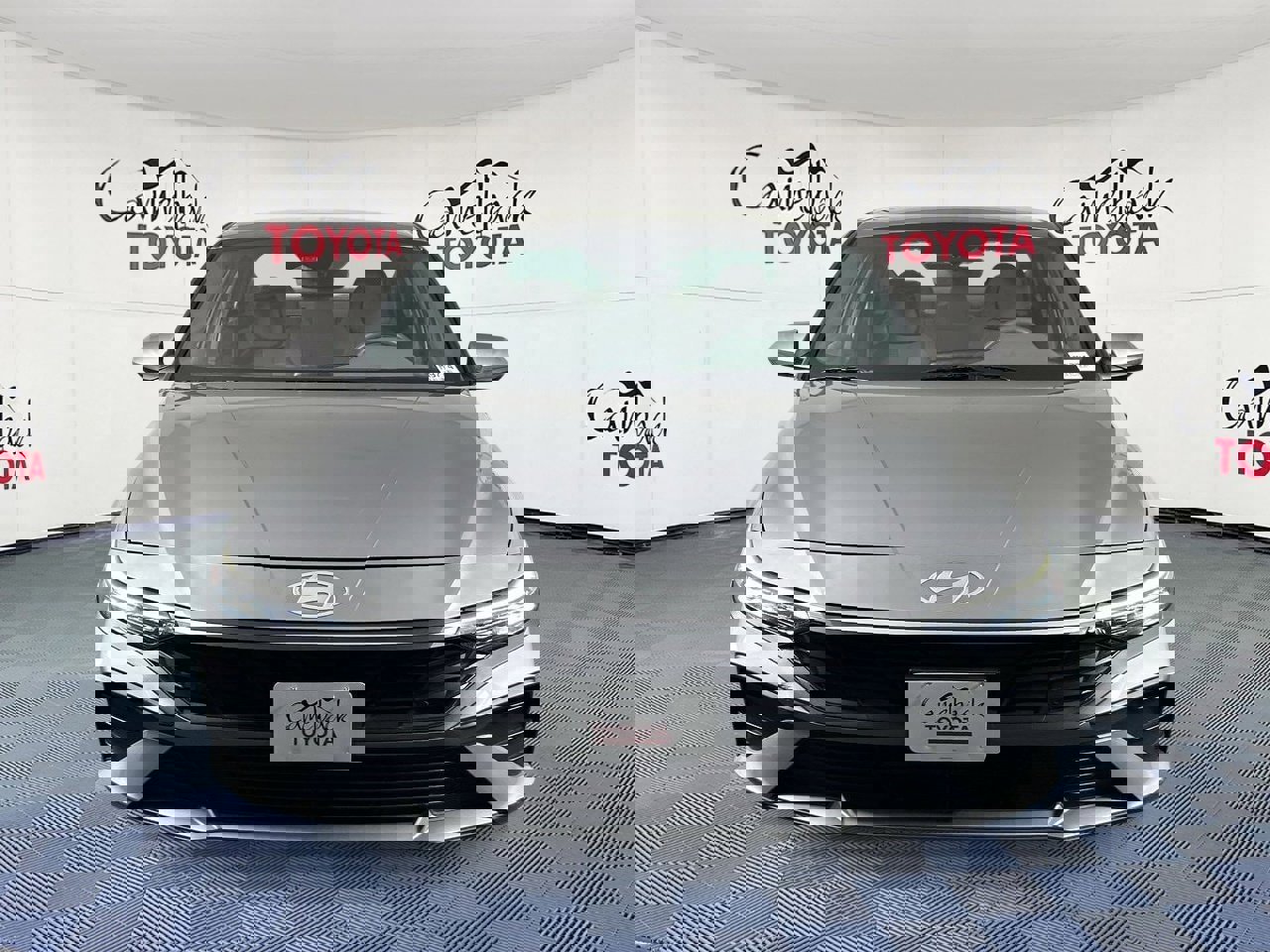 Used 2024 Hyundai Elantra SEL image 3