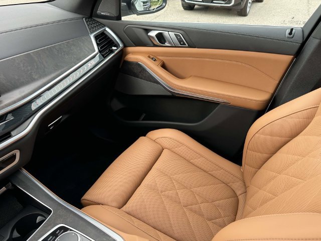 Certified 2025 BMW X5 xDrive40i w/ Premium Package AWD/4WD image 38