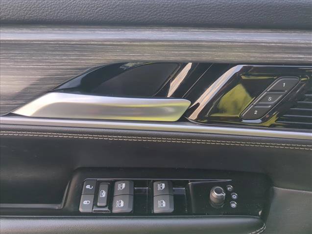 Used 2024 Jeep Wagoneer Series II AWD/4WD image 10