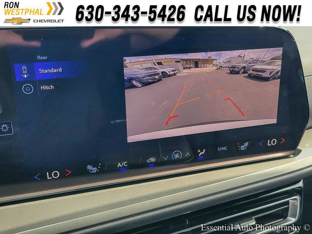 New 2026 Chevrolet Traverse LT image 16