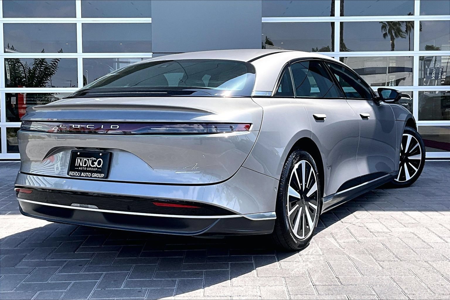 Used 2024 Lucid Air Touring AWD/4WD image 13