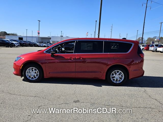 New 2026 Chrysler Voyager LX FWD image 4
