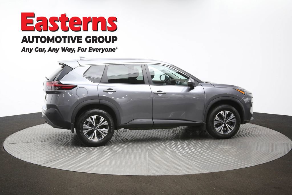 Used 2022 Nissan Rogue SV image 44