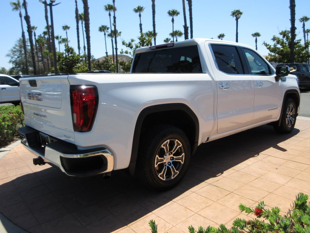 Used 2025 GMC Sierra 1500 SLT RWD image 4