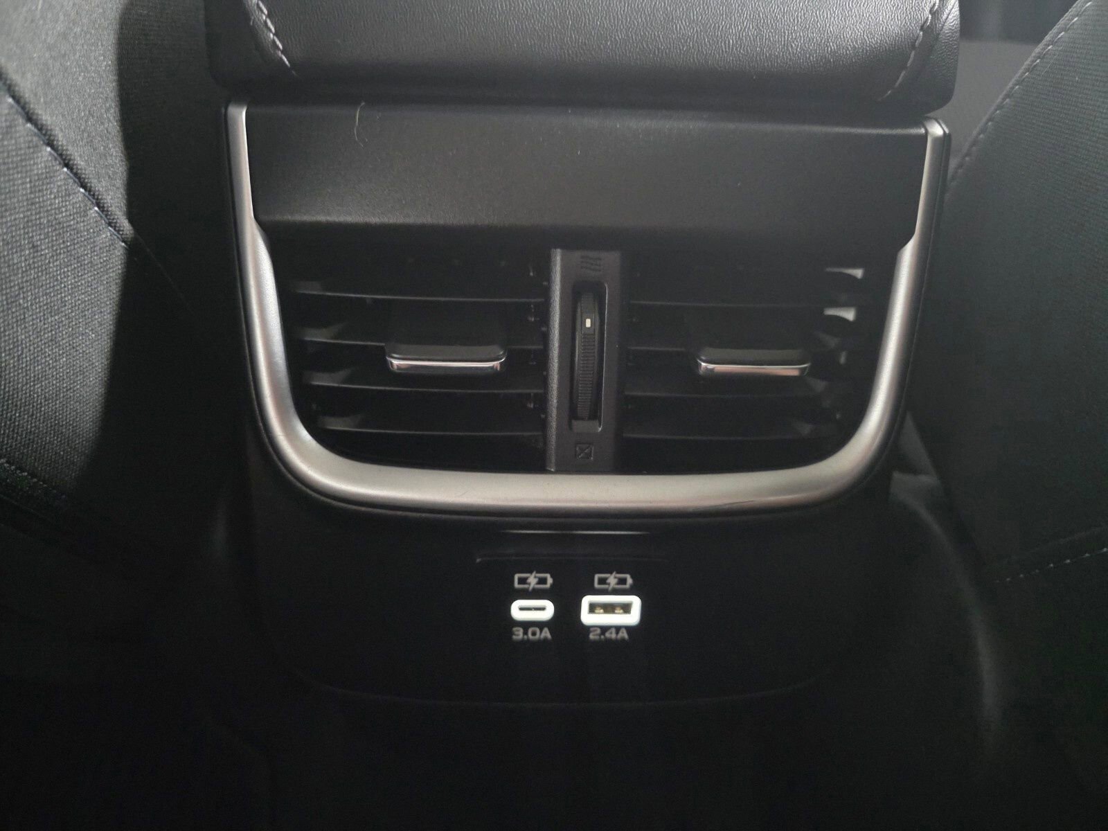 Used 2023 Subaru Legacy Premium AWD/4WD image 23