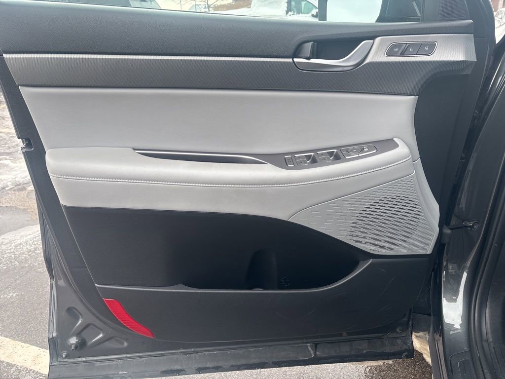 Used 2021 Hyundai Palisade SEL w/ Premium Package image 16