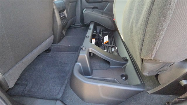 New 2026 GMC Canyon Elevation w/ Convenience Package image 22