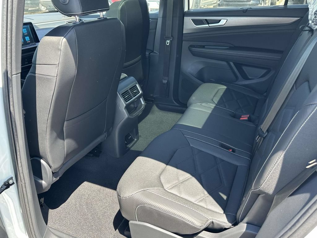 New 2026 Volkswagen Atlas Cross Sport SE AWD/4WD image 9