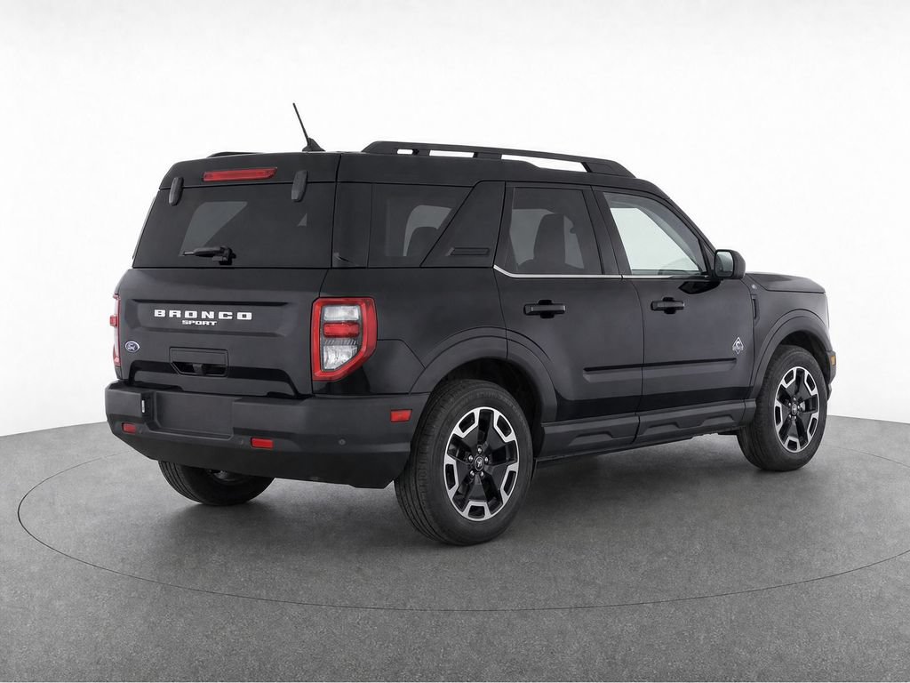 Used 2024 Ford Bronco Sport Outer Banks AWD/4WD image 4