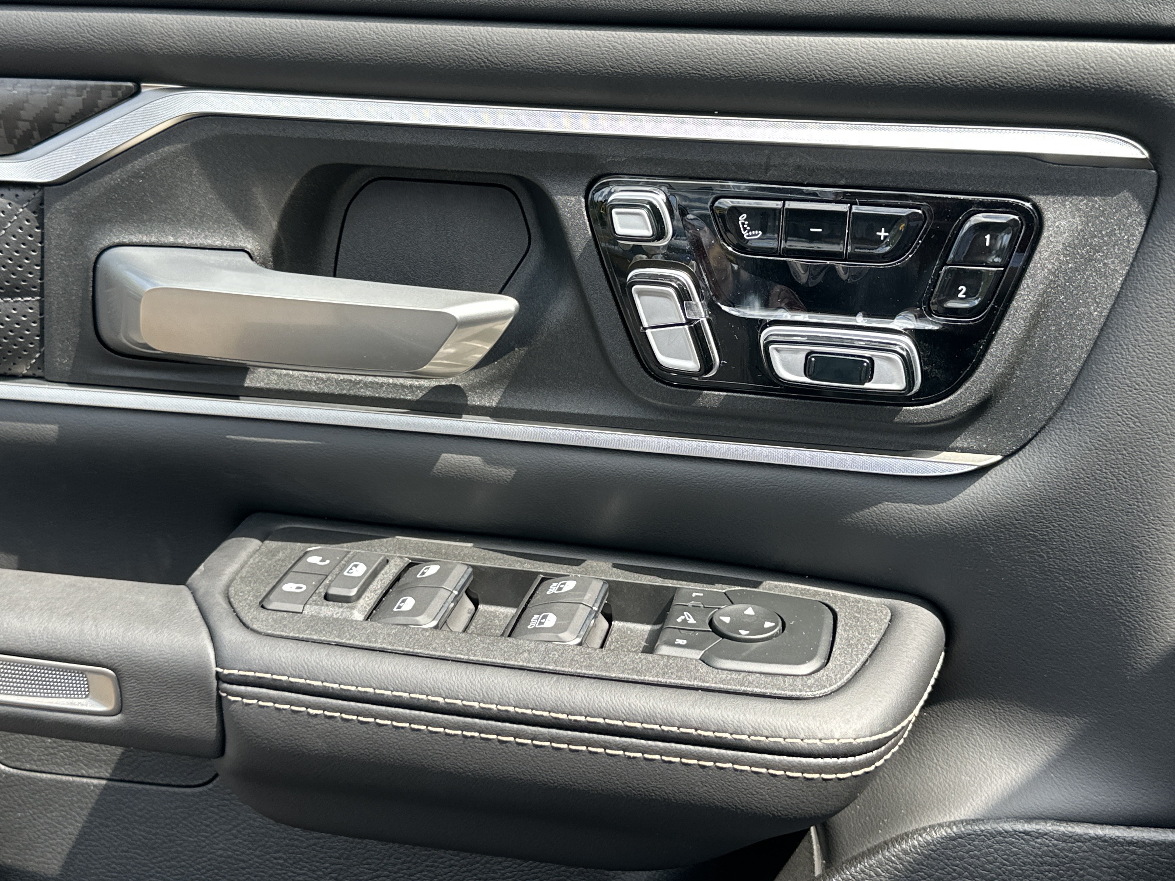 New 2027 RAM 1500 Tungsten w/ Bed Utility Group AWD/4WD image 15
