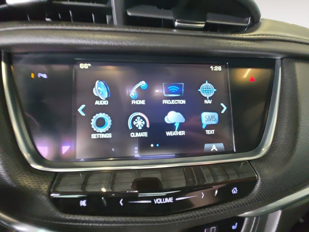 Used 2018 Cadillac XT5 Luxury w/ Driver Awareness Package AWD/4WD image 15