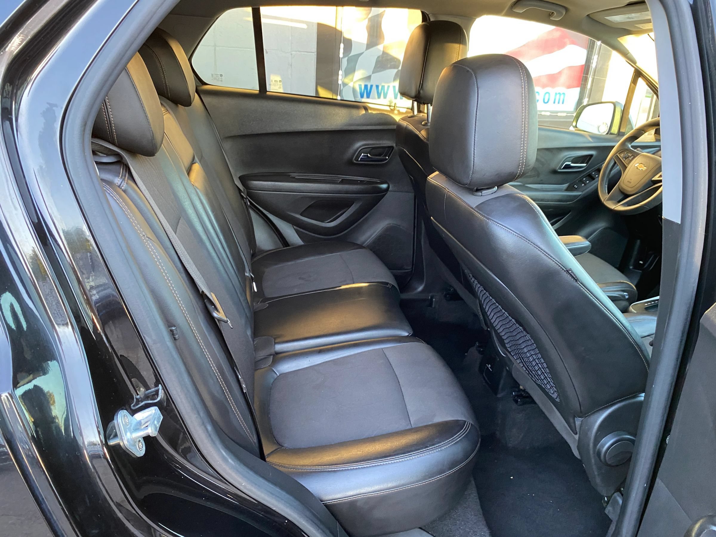 Used 2021 Chevrolet Trax LT AWD/4WD image 11