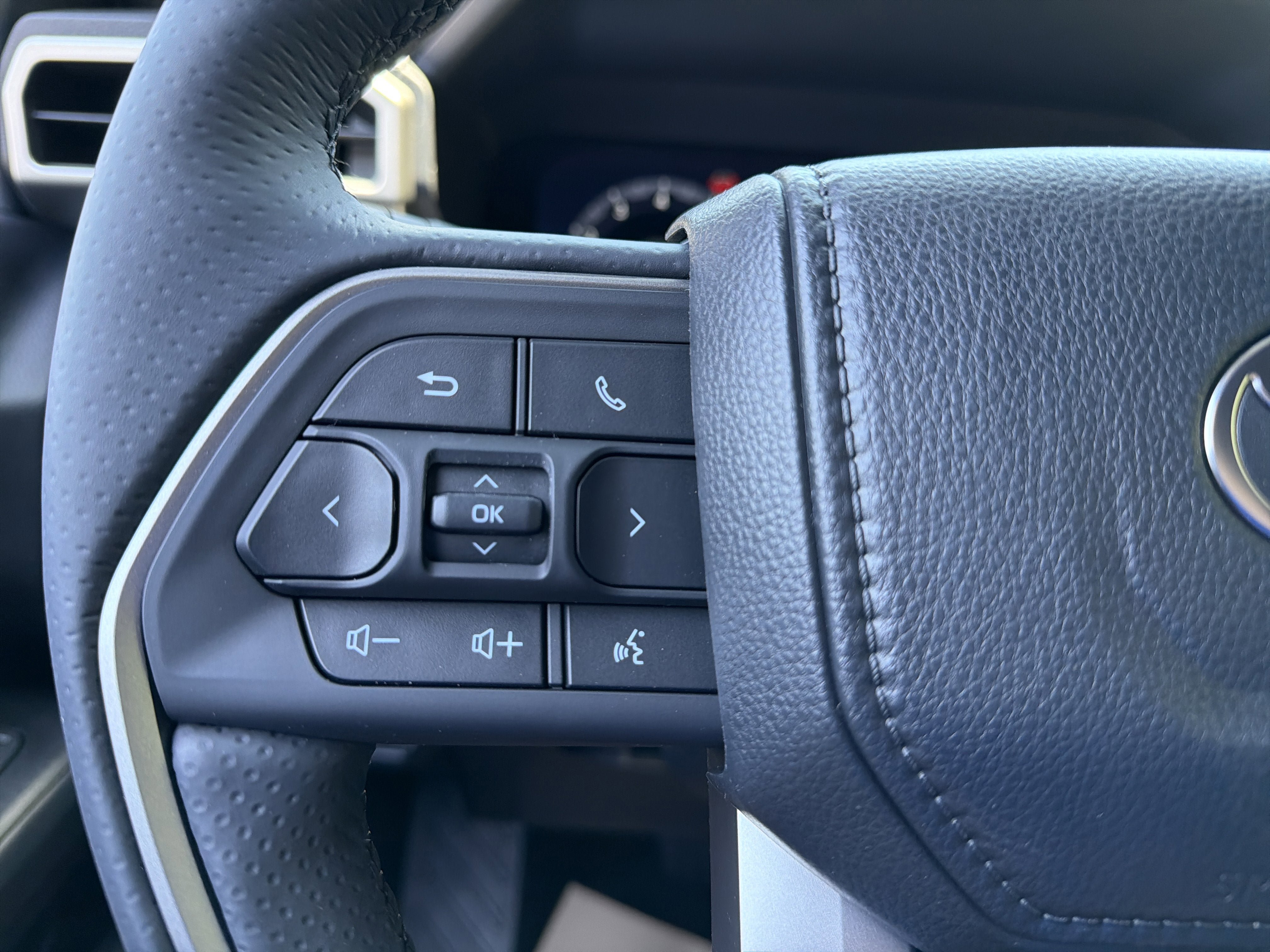 New 2026 Toyota 4Runner Limited AWD/4WD image 22