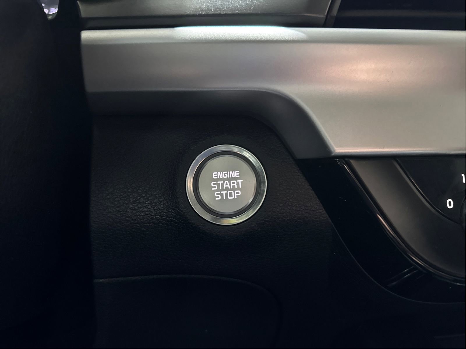 Used 2020 Kia Telluride LX image 22