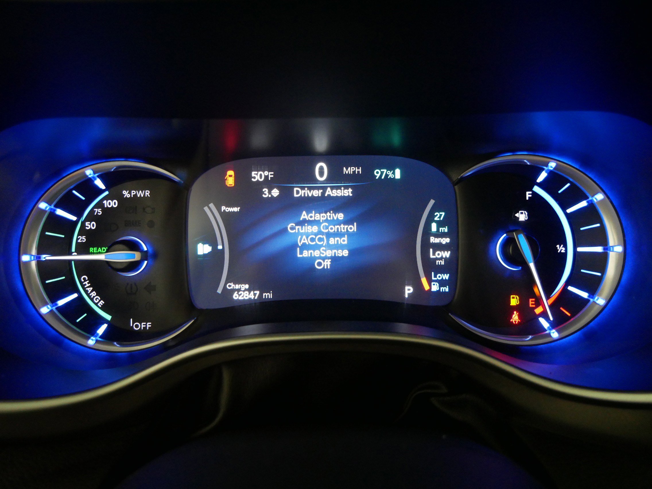 Used 2023 Chrysler Pacifica Touring-L image 21