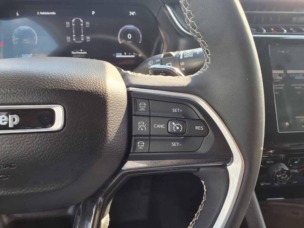 Used 2023 Jeep Grand Cherokee L Laredo w/ Luxury Tech Group I image 18