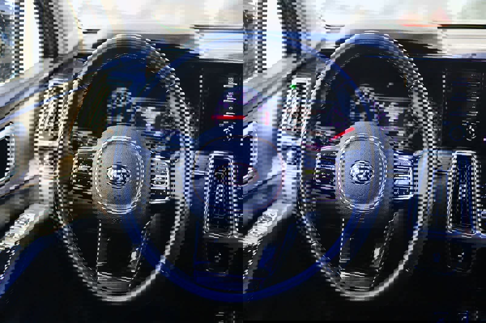 Used 2021 Kia Sorento EX image 14