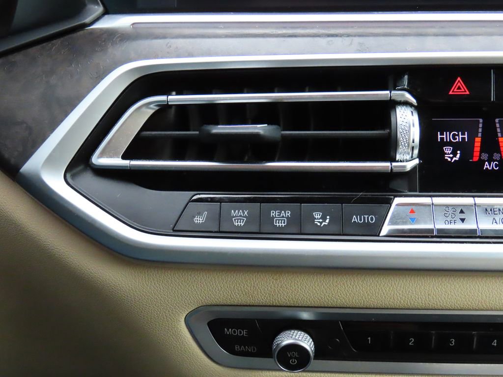 Used 2022 BMW X5 xDrive40i w/ Premium Package image 28