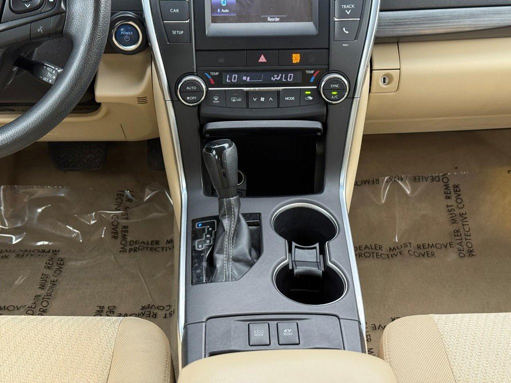 Used 2017 Toyota Camry LE FWD image 18