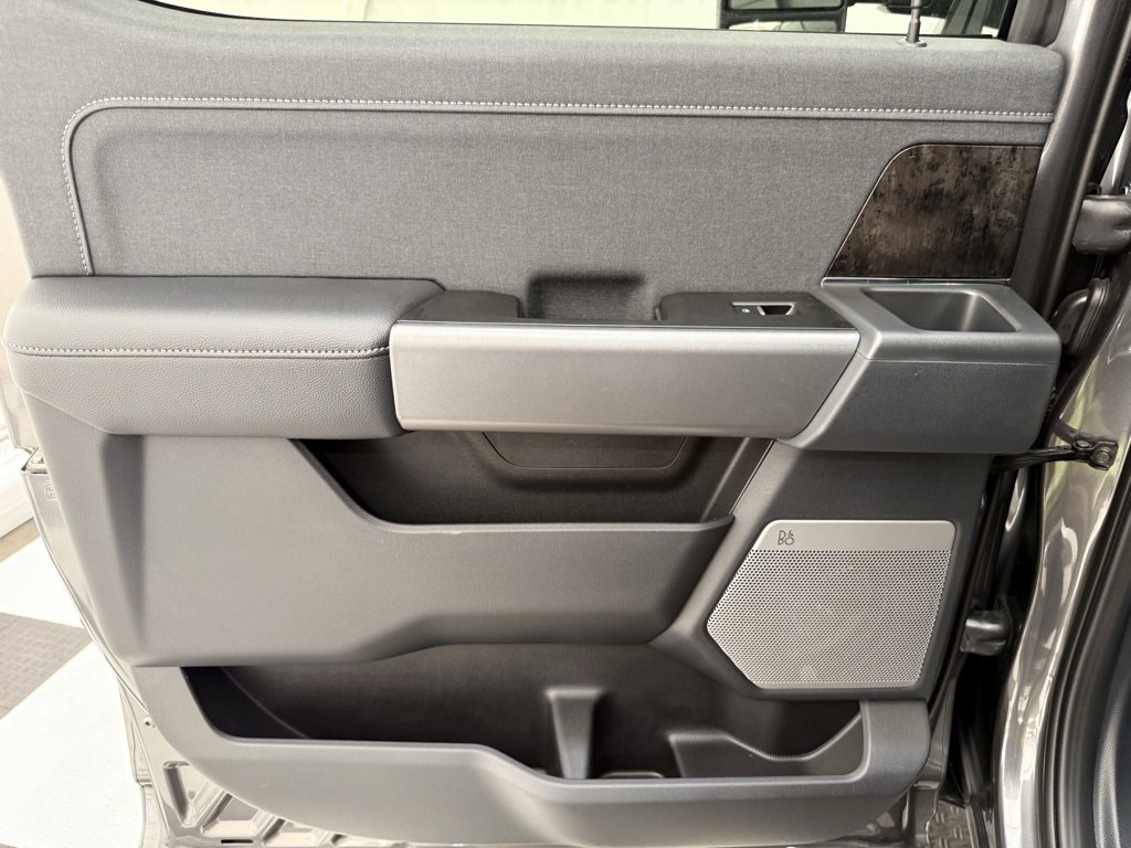 New 2026 Ford F350 4x4 Crew Cab Super Duty image 15