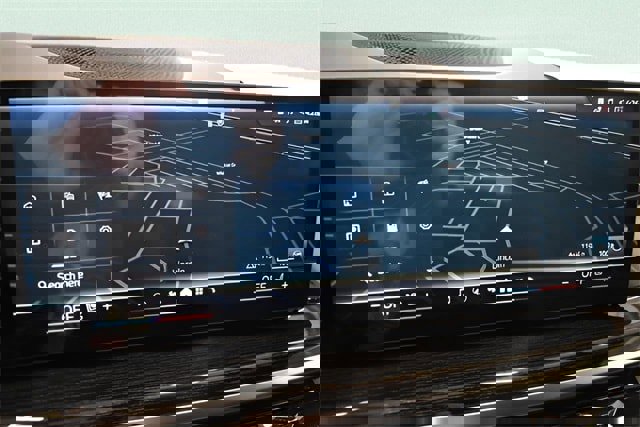 New 2026 BMW X5 xDrive50e w/ M Sport Package image 8