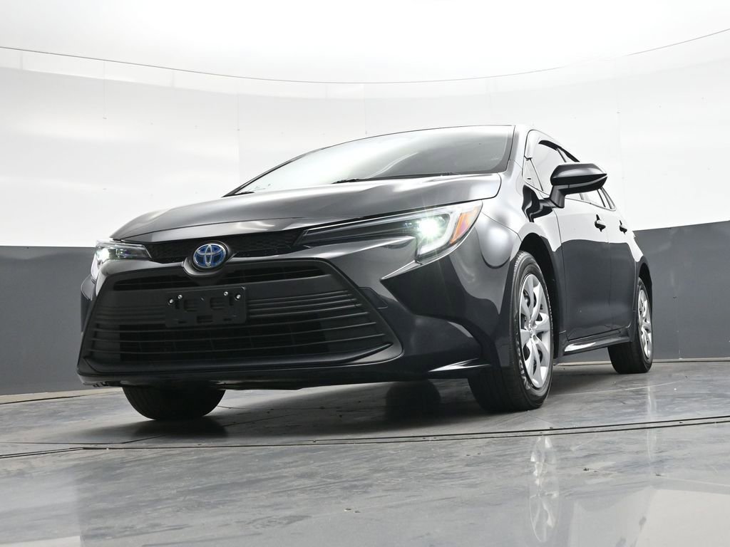 Used 2024 Toyota Corolla LE FWD image 37